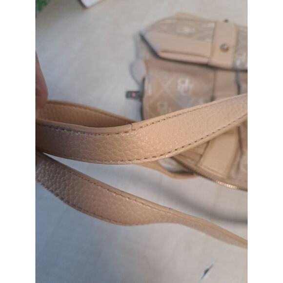 Dooney Bourke Beige Leather Monogram Satchel Handbag Size DB31 - Picture 11 of 12